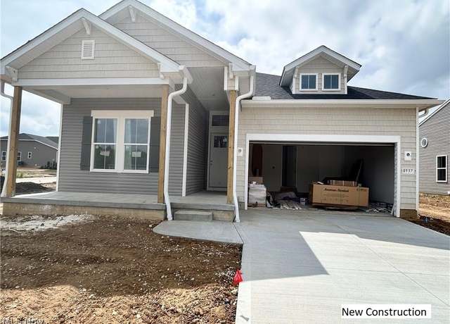 Property at 8937 Camden Rd NW, Massillon, OH 44646, 3 beds, 2 baths