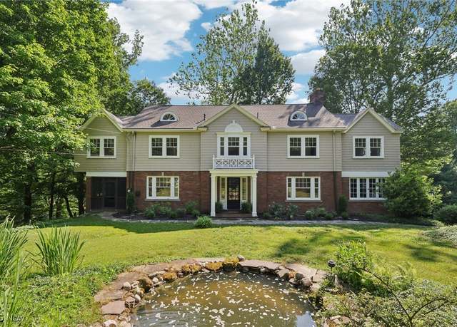 Property at 7481 Chagrin Rd, Chagrin Falls, OH 44023, 5 beds, 4.5 baths