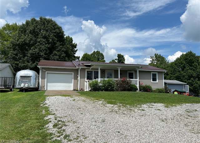 Property at 650 Lang Farm Rd, Marietta, OH 45750, 3 beds, 2 baths