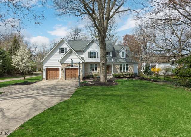 Property at 210 Bradley Rd, Bay Village, OH 44140, 4 beds, 3.5 baths