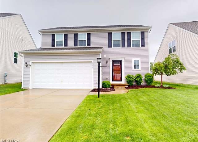Property at 1575 Arbor Dr, Willoughby, OH 44094, 3 beds, 2.5 baths
