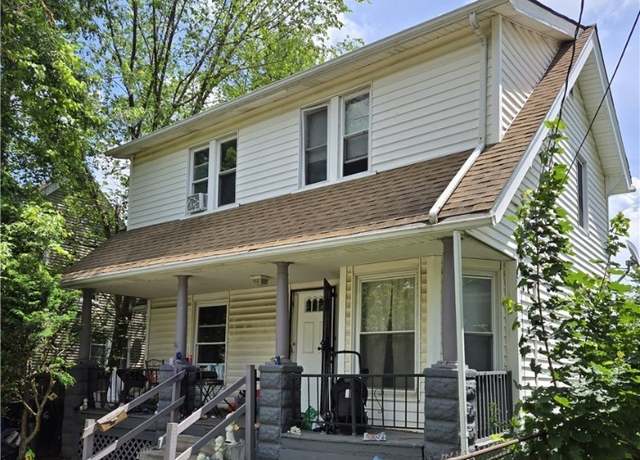 Property at 3831 W 40th St, Cleveland, OH 44109, 3 beds, 1 bath