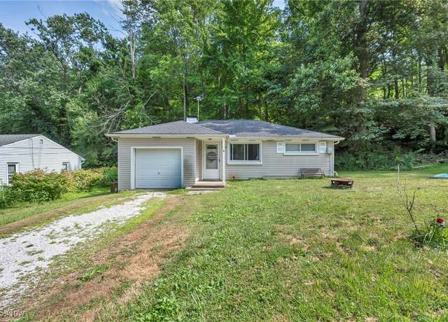 Property at 7750 Saxon Dr, Kirtland, OH 44094, 2 beds, 1 bath