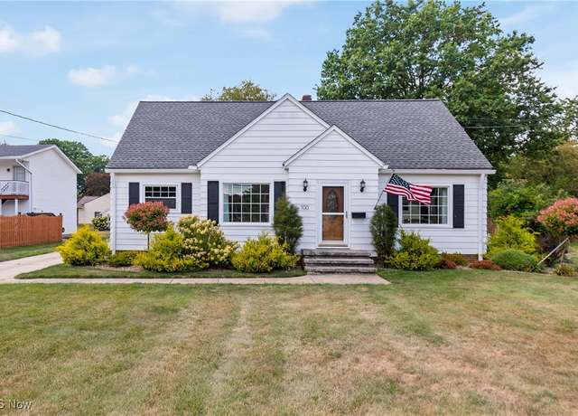 Property at 100 N Hawkins Ave, Akron, OH 44313, 3 beds, 1 bath