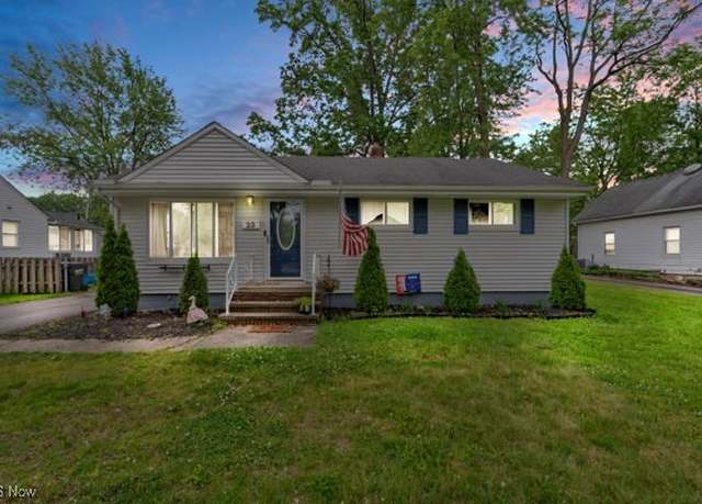 Property at 23 Sprague Rd, Berea, OH 44017, 3 beds, 1.5 baths
