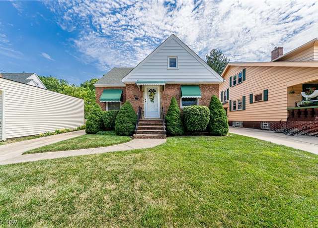 Property at 4901 E 110th St, Garfield Heights, OH 44125, 3 beds, 1.5 baths