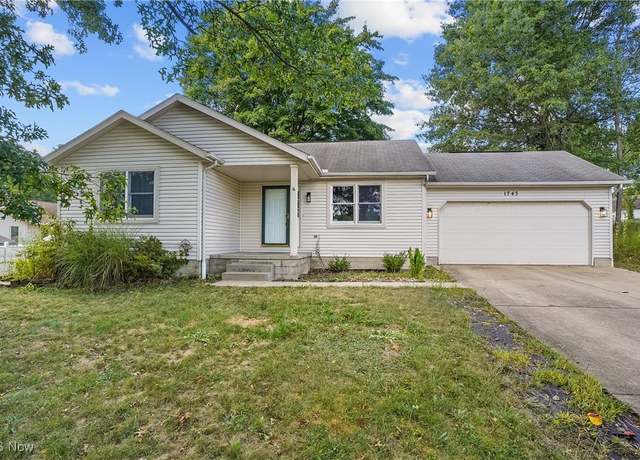 Property at 1743 Ansley Way, Salem, OH 44460, 3 beds, 1.5 baths