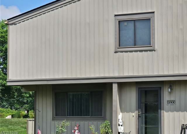 Property at 11800 Harbour Light Dr, North Royalton, OH 44133, 3 beds, 1.5 baths