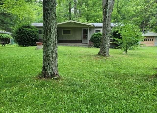 Property at 1062 Ridge Rd, Vienna, OH 44473, 3 beds, 1 bath