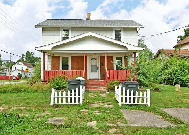 Property at 304 Cherry Ave, Niles, OH 44446, 3 beds, 1 bath