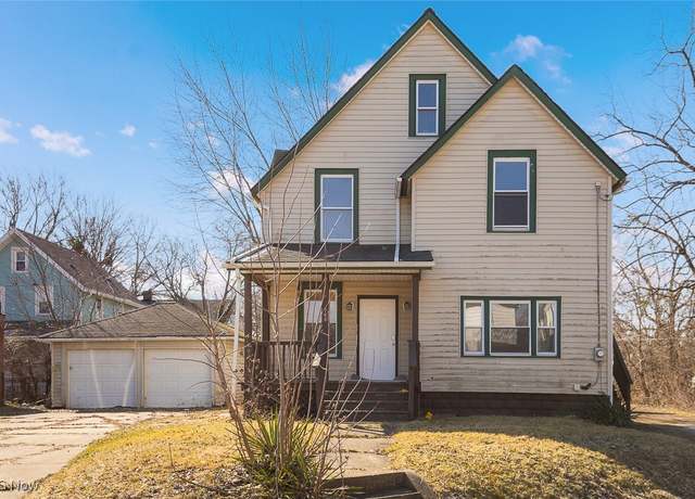 Property at 799 Stadelman Ave, Akron, OH 44320, 6 beds, 2 baths