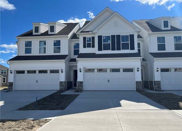 Property at 980-2 Memory Ln, Aurora, OH 44202, 3 beds, 2.5 baths