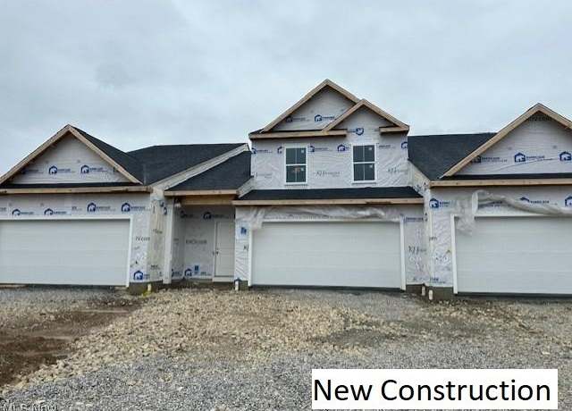 Property at 1202 Ayla Ave, Green, OH 44685, 4 beds, 2.5 baths