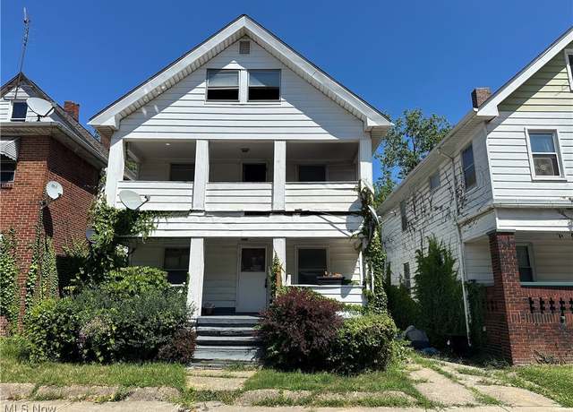 Property at 737 E 165th St, Cleveland, OH 44110, 4 beds, 2 baths
