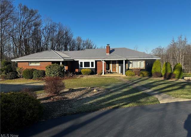Property at 737 Moore Ln, East Palestine, OH 44413, 3 beds, 2 baths