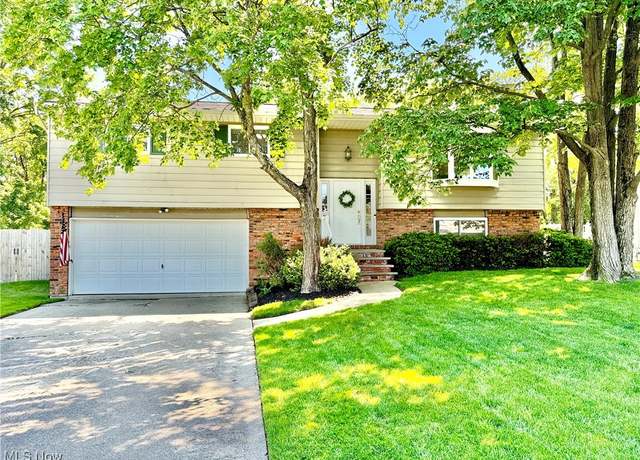 Property at 1179 Constitution Dr, Brunswick, OH 44212, 3 beds, 1.5 baths