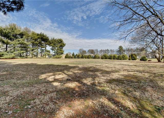 Property at 4th St SE, New Philadelphia, OH 44663