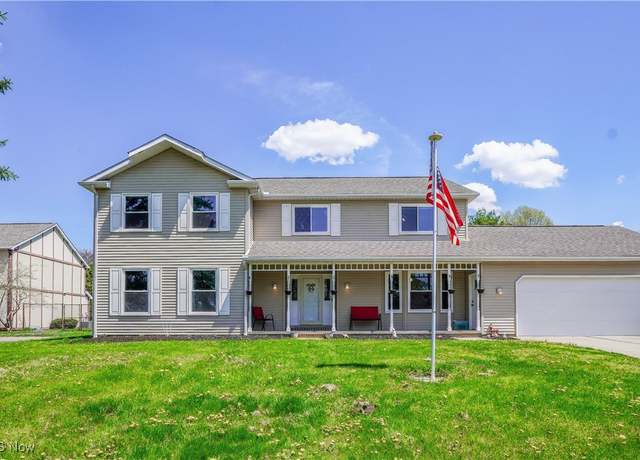 Property at 5140 Parkhaven Ave NE, Canton, OH 44705, 4 beds, 3.5 baths