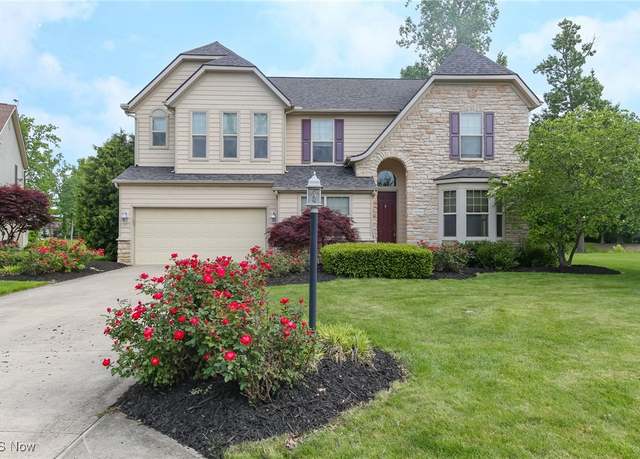 Property at 38784 Bradford Ln, Avon, OH 44011, 4 beds, 3.5 baths