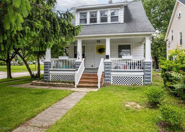 Property at 303 N Huntington St, Medina, OH 44256, 3 beds, 1 bath