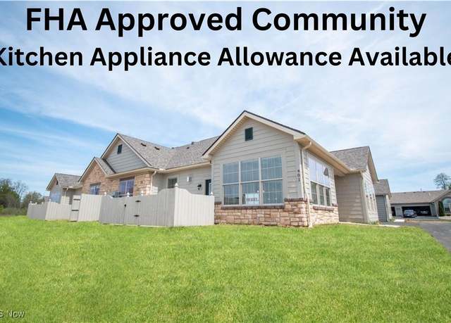 Property at 9264 Sharrott Rd #904, Poland, OH 44514, 2 beds, 2.5 baths