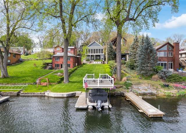 Property at 335 Dorwil Dr, Coventry, OH 44319, 4 beds, 3.5 baths