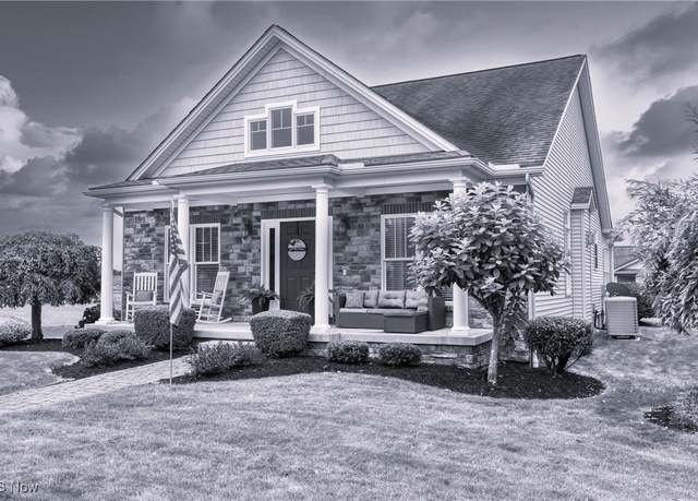 Property at 269 Radcliffe Pass, Columbiana, OH 44408, 2 beds, 2.5 baths