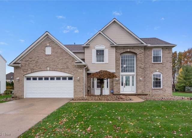 Property at 27250 Lynde Dr, Olmsted Falls, OH 44138, 4 beds, 3.5 baths