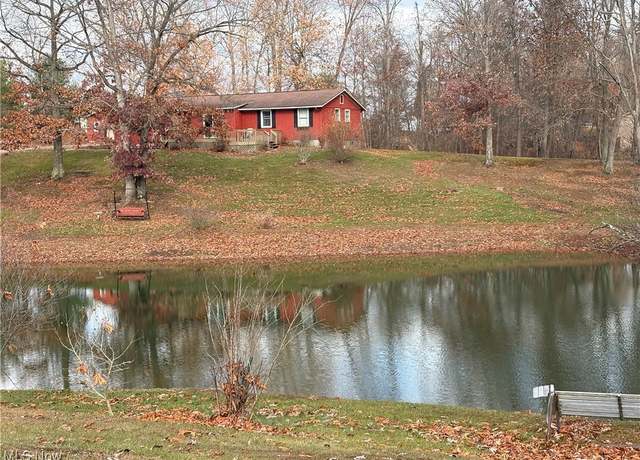 Property at 60063 West Wind Ln, Senecaville, OH 43780, 3 beds, 2 baths