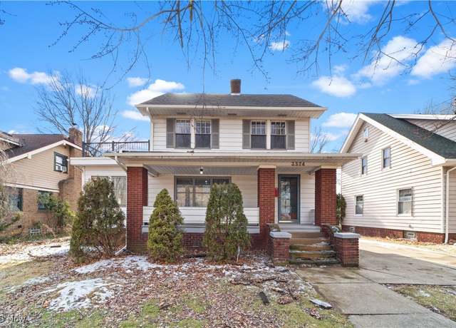 Property at 3574 West Blvd, Cleveland, OH 44111, 4 beds, 1.5 baths