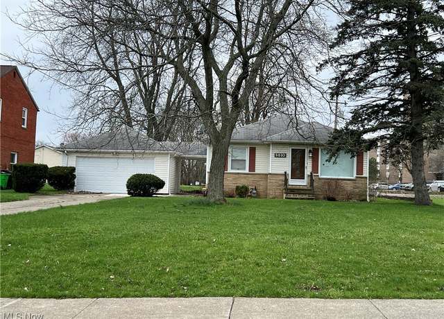 Property at 5610 Perkins Rd, Bedford Heights, OH 44146, 3 beds, 2 baths
