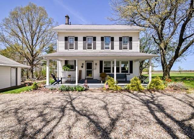 Property at 6367 Easton St NE, Louisville, OH 44641, 3 beds, 1.5 baths