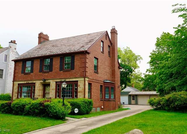 Property at 2323 Miramar Blvd, University Heights, OH 44118, 4 beds, 3 baths