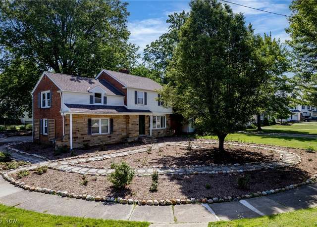 Property at 1427 Brainard Rd, Lyndhurst, OH 44124, 3 beds, 1.5 baths