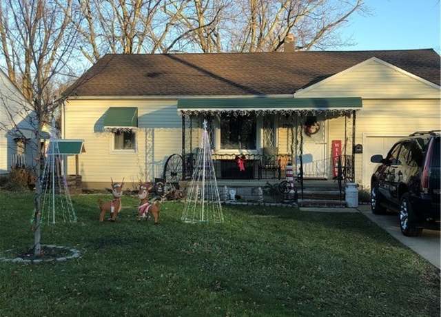 Property at 1265 Hulett Ave, Eastlake, OH 44095, 3 beds, 1 bath