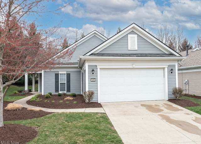 Property at 5206 Spruce Pointe Ln, Brunswick, OH 44212, 3 beds, 2 baths