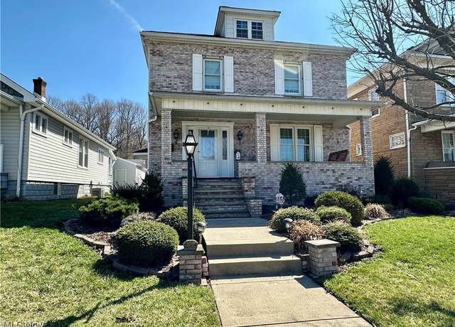 Property at 2004 Commerce St, Wellsburg, WV 26070, 3 beds, 1.5 baths