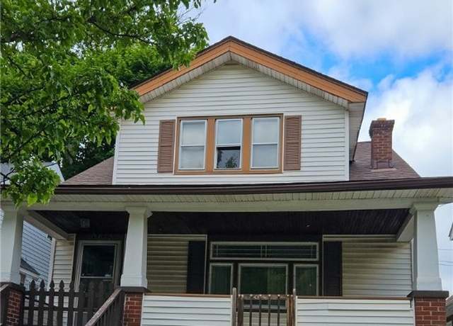 Property at 10612 Linnet Ave, Cleveland, OH 44111, 3 beds, 1.5 baths