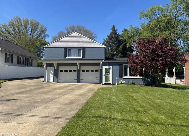Property at 619 9th St NW, North Canton, OH 44720, 3 beds, 1.5 baths