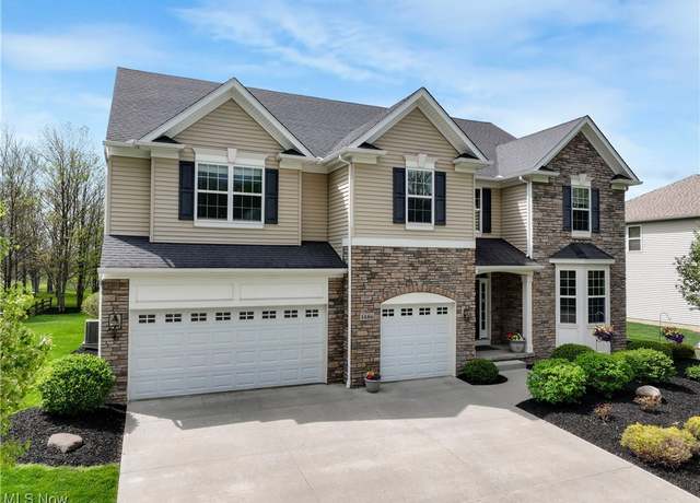 Property at 1486 Park Ridge Ave, Twinsburg, OH 44087, 4 beds, 2.5 baths