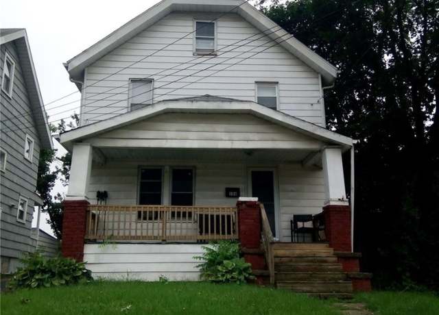Property at 106 Shaker Dr, Akron, OH 44305, 3 beds, 2 baths