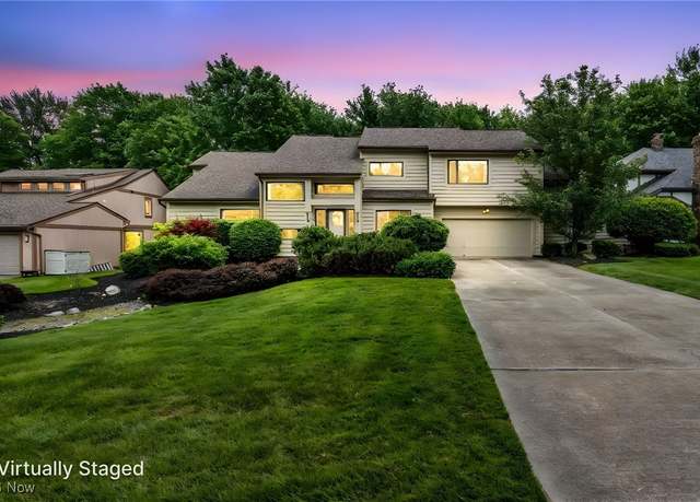 Property at 32560 Wintergreen Dr, Solon, OH 44139, 4 beds, 2.5 baths