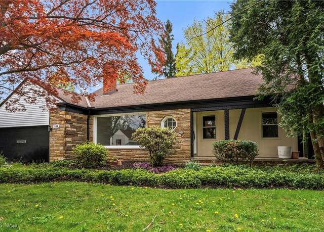 Property at 5054 Farnhurst Rd, Lyndhurst, OH 44124, 4 beds, 2.5 baths