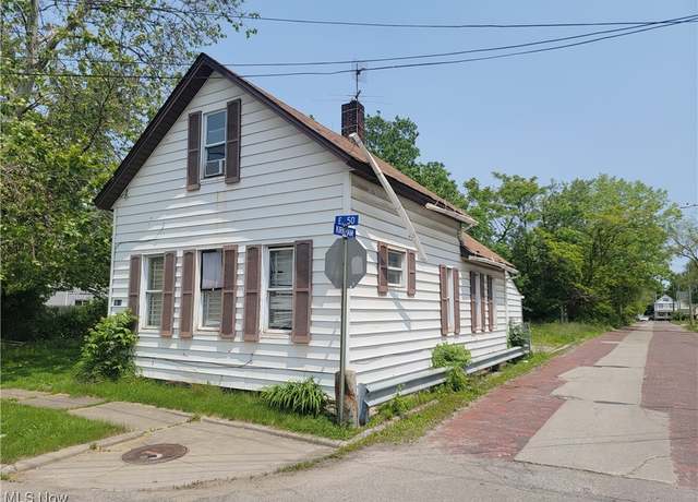 Property at 3651 E 50th St, Cleveland, OH 44105, 3 beds, 1 bath