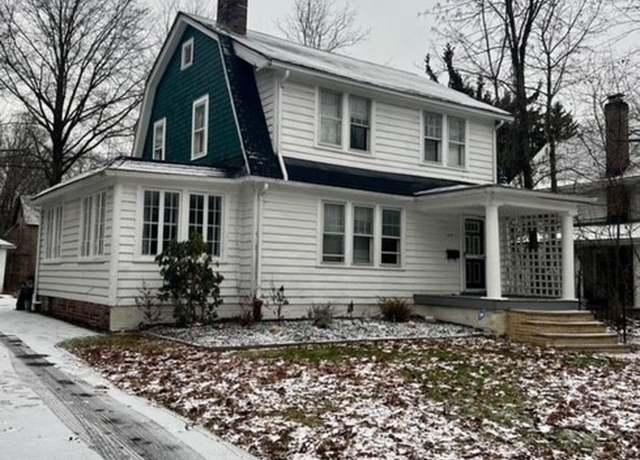 Property at 1648 Maple Rd, Cleveland Heights, OH 44121, 3 beds, 1.5 baths