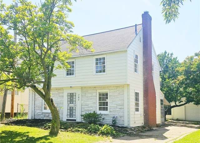 Property at 742 Allison Ave, Lorain, OH 44052, 3 beds, 1.5 baths