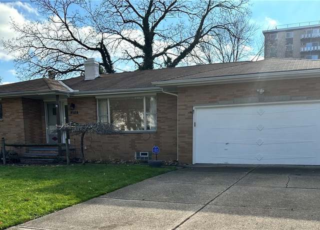 Property at 11317 Lake Ave, Cleveland, OH 44102, 3 beds, 2.5 baths
