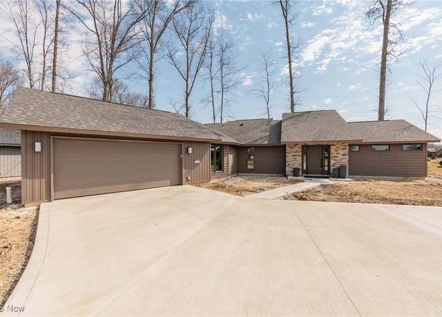 Property at 9032 Riverwood Dr, North Ridgeville, OH 44039, 3 beds, 2 baths