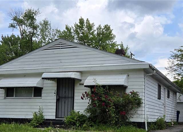 Property at 4425 E 154th St, Cleveland, OH 44128, 3 beds, 1 bath