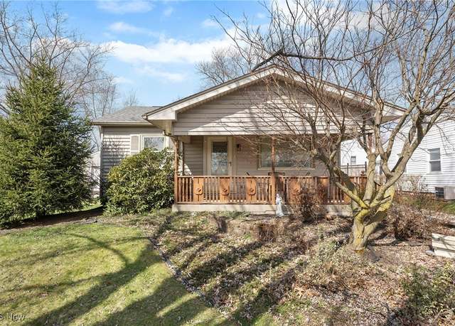 Property at 1936 Stepney St, Niles, OH 44446, 3 beds, 2 baths